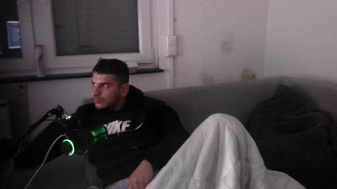 LittleDevilXo1999 online show from December 13, 11:32 pm