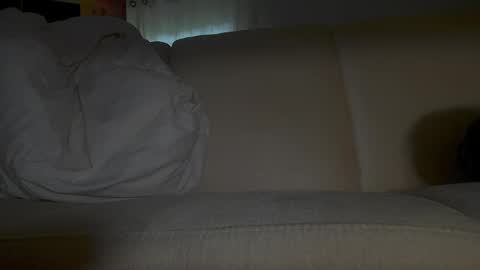 Snapshot of hungryboyyb chatting on May 16, 7:05 am LittleDevilXo1999 online show from May 16, 7:05 am
