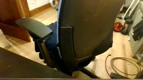 Hung Spidey online show from January 9, 6:49 am