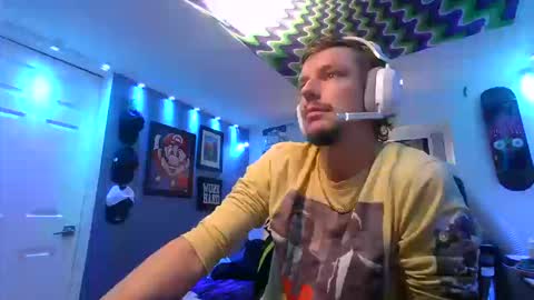 Snapshot of hungtxcock92 chatting on October 10, 12:59 pm hungtxcock92 online show from October 10, 12:59 pm