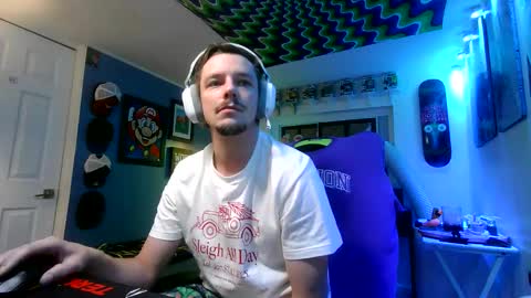 Snapshot of hungtxcock92 chatting on December 22, 1:19 pm hungtxcock92 online show from December 22, 1:19 pm