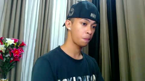 hunk_edward online show from July 5, 10:11 am