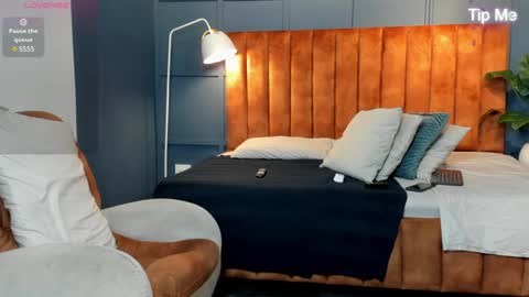 hunk_ryan online show from January 29, 1:28 pm