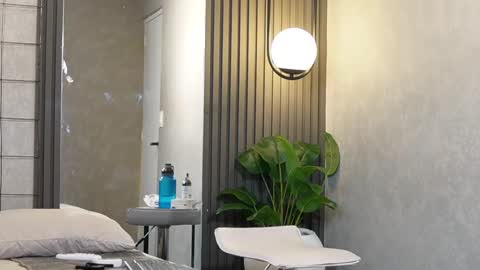 hunk_ryan online show from March 9, 12:42 pm