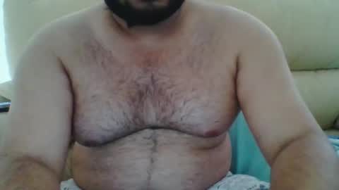 Snapshot of hunkchubby chatting on May 8, 7:36 am chubbyBubby online show from May 8, 7:36 am