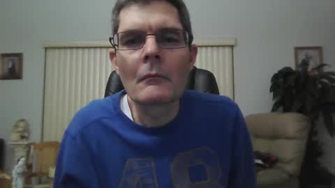 Snapshot of hunkmasclefad458 chatting on February 2, 5:42 am hunkmasclefad458 online show from February 2, 5:42 am