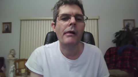 Snapshot of hunkmasclefad458 chatting on October 20, 4:57 am hunkmasclefad458 online show from October 20, 4:57 am