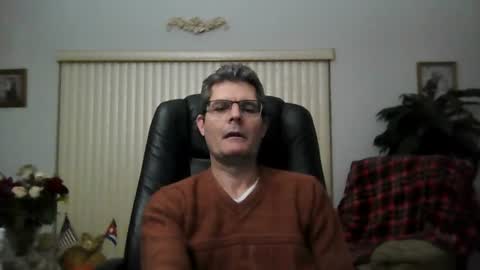 hunkmasclefad458 online show from July 19, 5:22 am