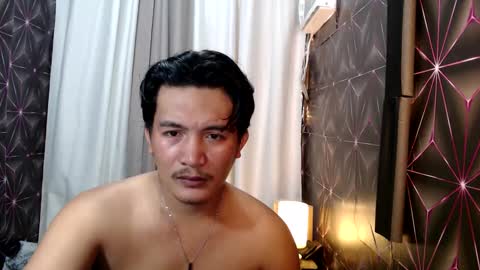 hunkylloyd online show from January 21, 4:32 am