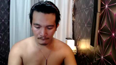 hunkylloyd online show from January 28, 2:32 am