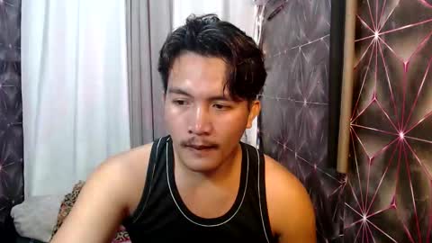 hunkylloyd online show from September 12, 4:23 am