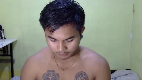 hunkyzeus online show from October 9, 10:02 am