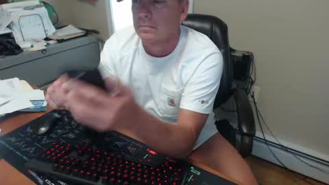 Snapshot of hunneman1 chatting on May 7, 6:35 pm Hunneman online show from May 7, 6:35 pm