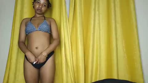 hunsweetpie online show from November 15, 2:42 am