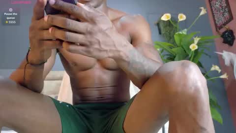 Hunter  online show from February 8, 4:10 pm