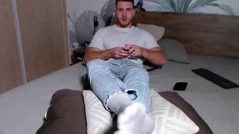 Hunter Bridges online show from December 22, 8:25 pm