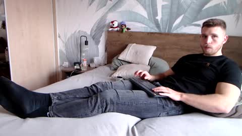 Hunter Bridges online show from January 12, 12:44 pm