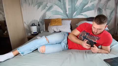 Hunter Bridges online show from November 21, 11:53 am