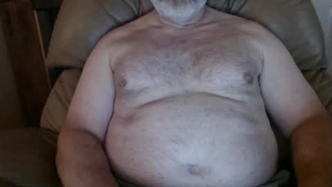 Snapshot of huntermark1 chatting on May 3, 6:36 pm huntermark1 online show from May 3, 6:36 pm