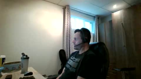 hurley7890 online show from October 8, 2:47 pm