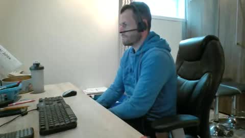 hurley7890 online show from May 26, 3:41 pm