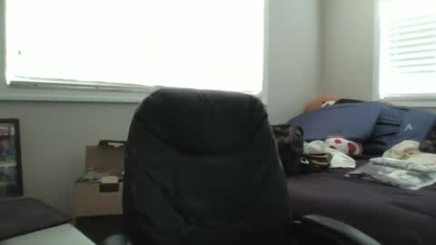 hurricanerodzilla online show from December 28, 4:09 pm