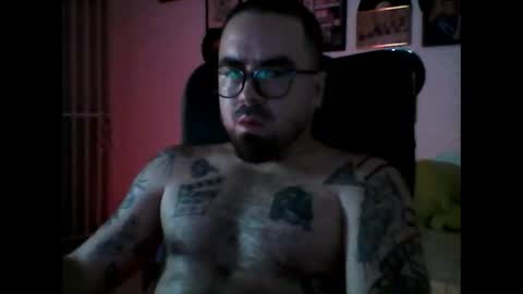 Snapshot of hurtadodirector chatting on May 16, 6:43 am hurtadodirector online show from May 16, 6:43 am