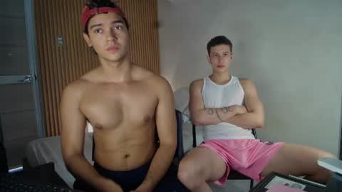 husband_xxx online show from April 19, 3:33 pm