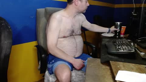Huskyguy online show from May 4, 3:35 am