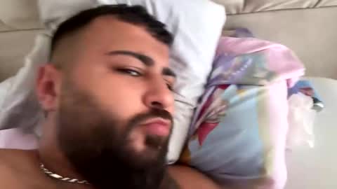 Snapshot of hut6969 chatting on October 21, 10:16 am hut6969 online show from October 21, 10:16 am