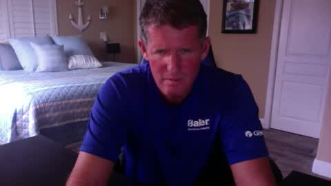 Snapshot of hvacstud4 chatting on October 31, 6:31 pm hvacstud4 online show from October 31, 6:31 pm