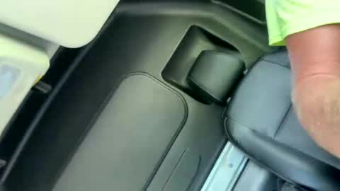 Snapshot of hvacstud4 chatting on November 2, 6:43 pm hvacstud4 online show from November 2, 6:43 pm