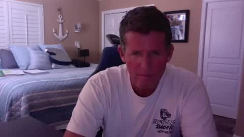 Snapshot of hvacstud4 chatting on November 16, 6:13 pm hvacstud4 online show from November 16, 6:13 pm