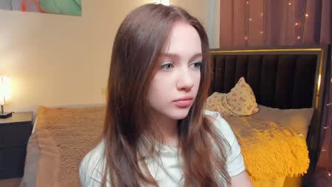 Lily online show from May 11, 7:14 am
