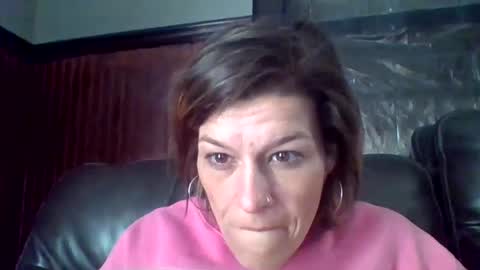 Snapshot of hydiejo777 chatting on October 14, 5:25 pm hydiejo777 online show from October 14, 5:25 pm