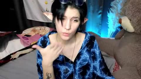 Snapshot of hyeon_jin chatting on January 14, 3:01 am Hyeon Jin online show from January 14, 3:01 am