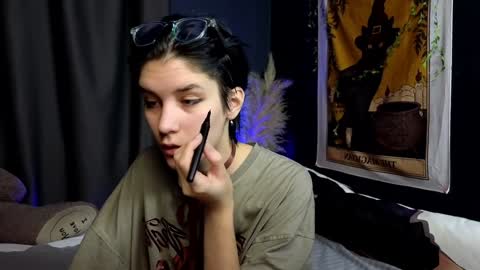 Snapshot of hyeon_jin chatting on January 30, 8:42 pm Hyeon Jin online show from January 30, 8:42 pm