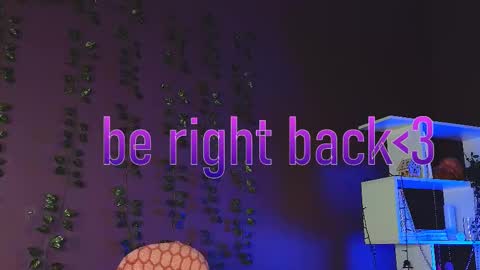 Snapshot of hyeon_jin chatting on February 13, 12:24 am Hyeon Jin online show from February 13, 12:24 am