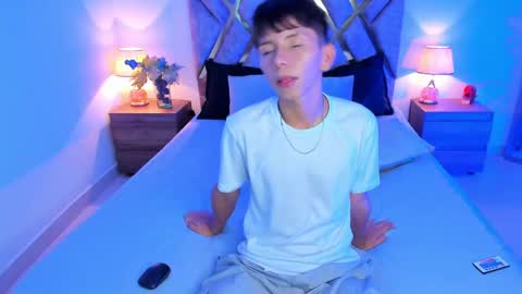 Snapshot of hyunjin_sun chatting on October 17, 11:40 pm Son Hyunjin online show from October 17, 11:40 pm