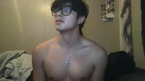 hyunluv online show from October 20, 6:25 am