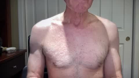 The Talented Mr. DILFy online show from December 4, 5:22 pm