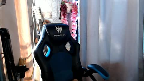 Kim online show from April 22, 10:11 pm