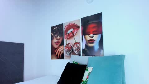 The Dolls online show from November 18, 7:29 pm