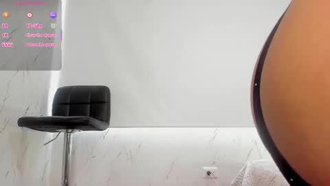 Snapshot of i_am_hanna chatting on February 9, 7:51 pm Tell Me Hanna online show from February 9, 7:51 pm