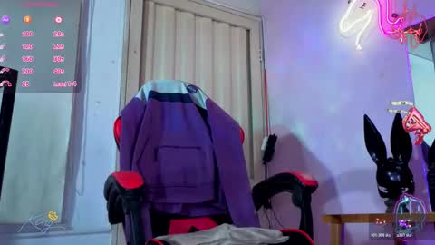 kelvis online show from February 17, 7:49 am