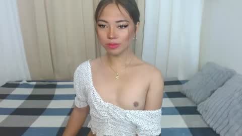 Snapshot of i_dont_bite69 chatting on June 14, 2:24 am 25tks and HIT ME UP OR GET ONE OF MY SOCIALS online show from June 14, 2:24 am