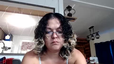 ShortStuff online show from January 21, 9:15 pm