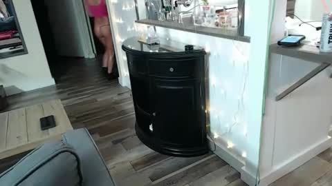 ShortStuff online show from February 3, 11:36 pm