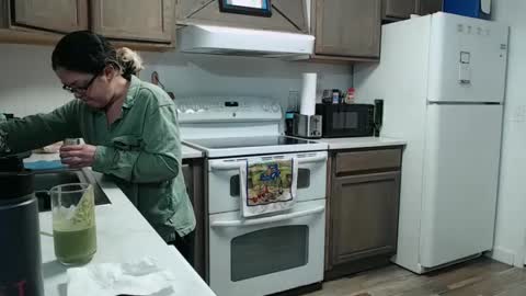 ShortStuff online show from February 17, 4:04 pm