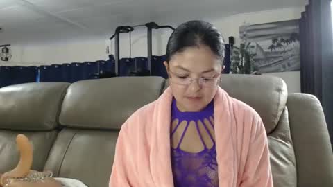 ShortStuff online show from December 22, 7:33 pm